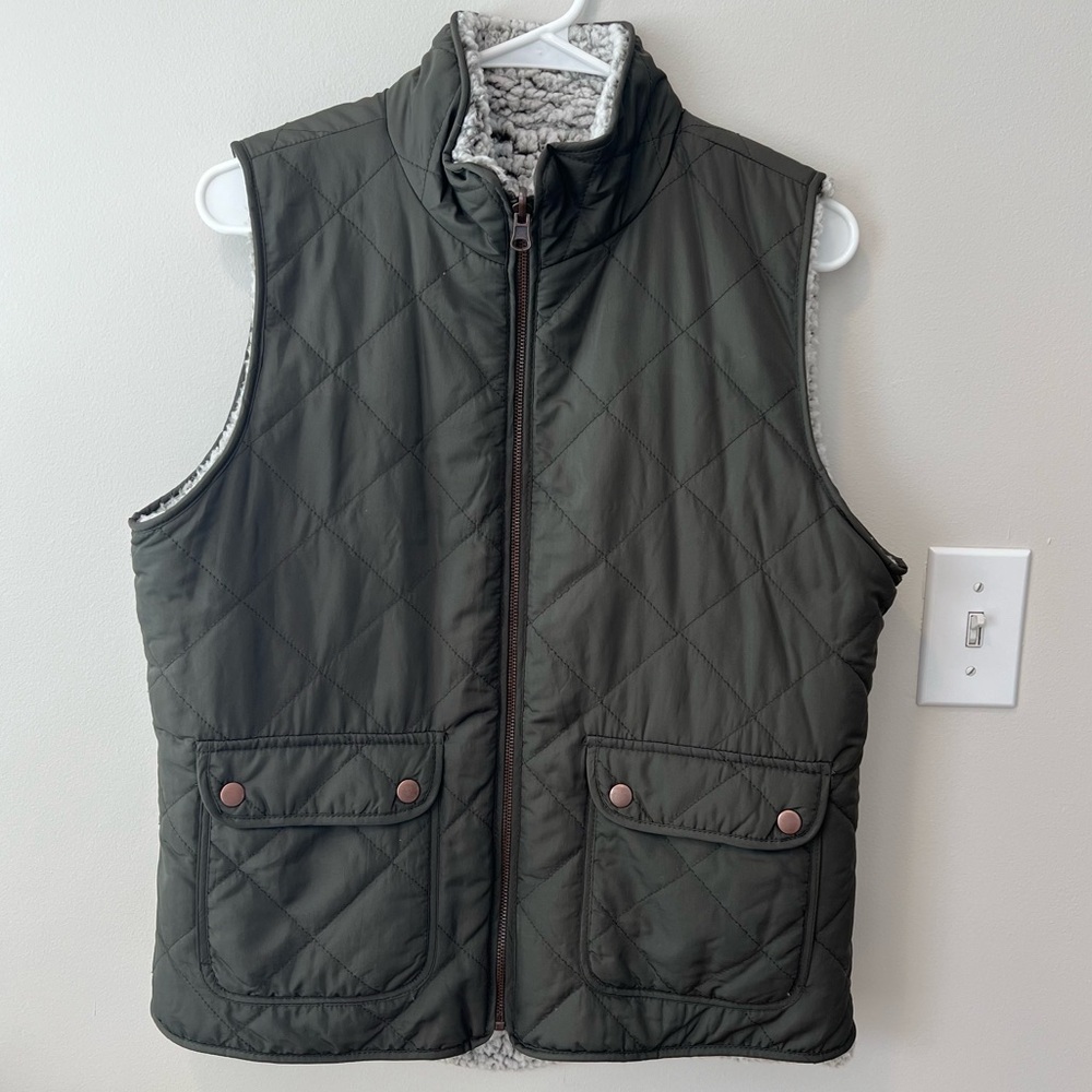 Francesca's Olive Green Sherpa Lined Reversible Vest, Size Medium